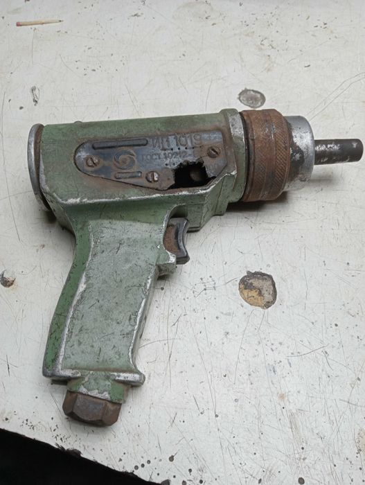 Пневмо шліфовальна машинка,пневмо дрель.