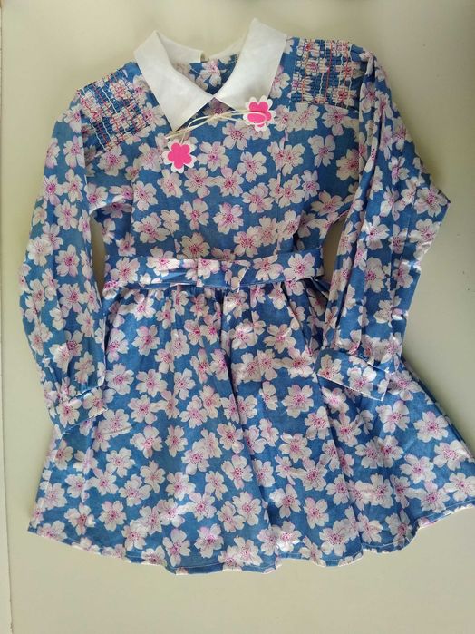 5-6 лет летнее нарядное платье голубое в розовых цветах хлопок СССР