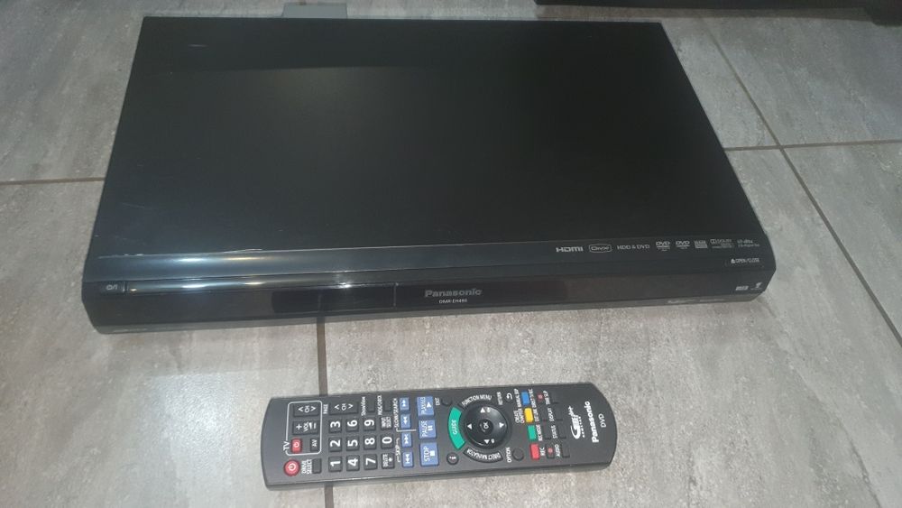 Nagrywarka HDD&DVD Panasonic DMR-EH495 USB Hdmi Divx DV IN Optical