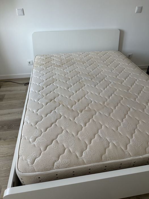 Colchão 140x190 usado