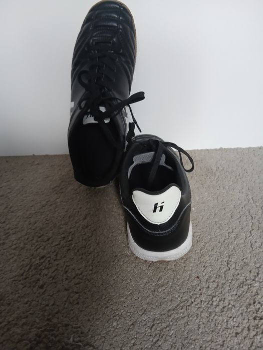 Sprzeda. Buty halowki