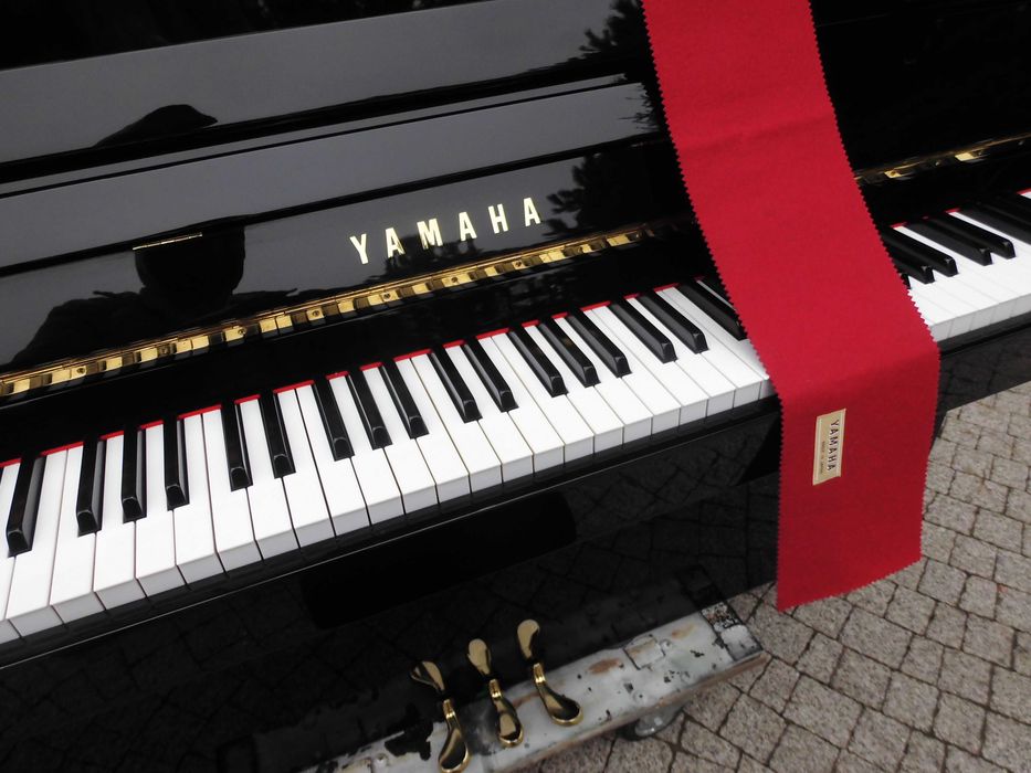 Pianino yamaha kawai samick petrof największy wybór transport gwarancj