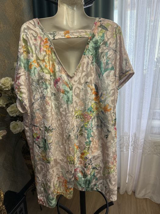 Блузы туники футболки