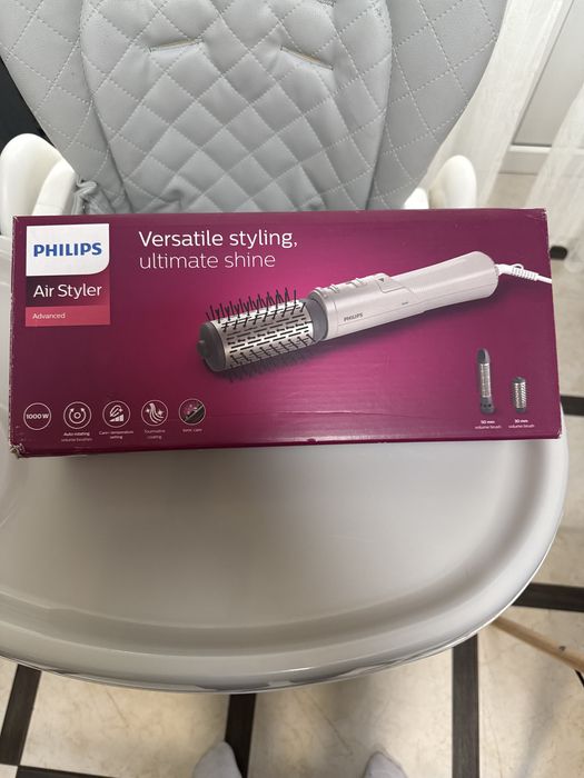 Стайлер Philips новий