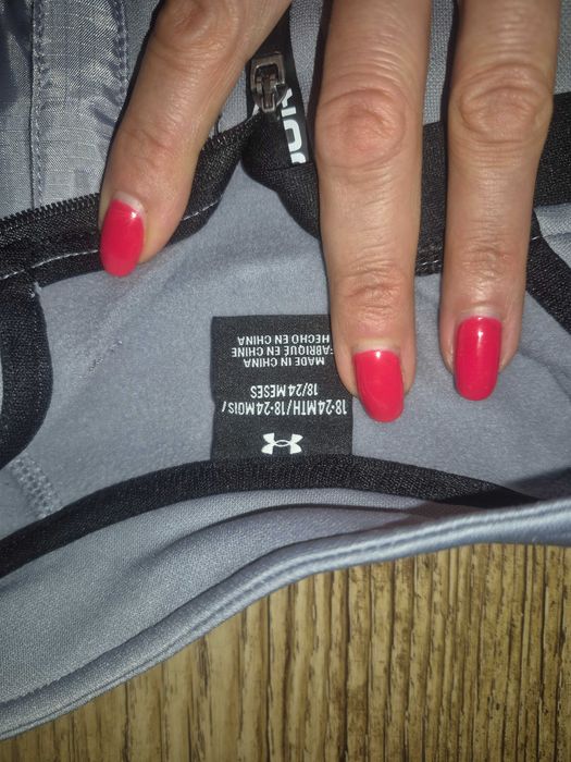 Bluza chłopięca Under- Armour rozm.86- 92 cm