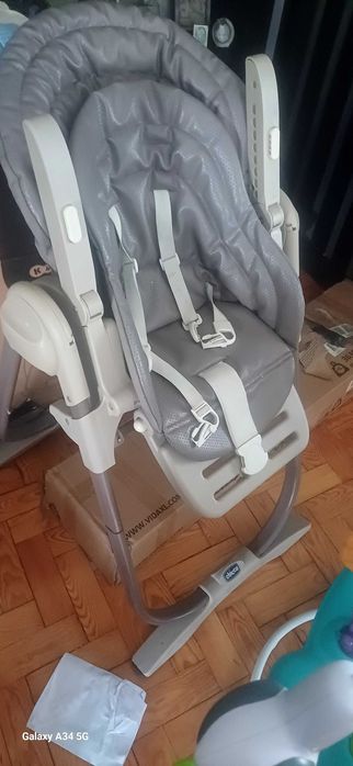 Cadeira de refeição