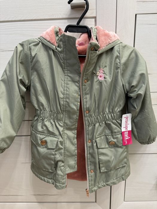 Курточка для дівчинки
