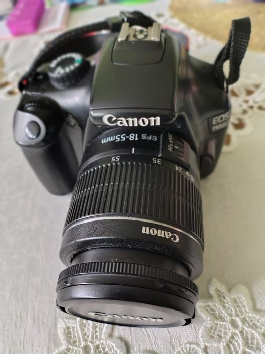 Canon EOS 1100 D