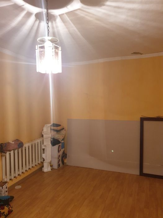 Продаж Дерцен ХОРОШИЙ Будинок