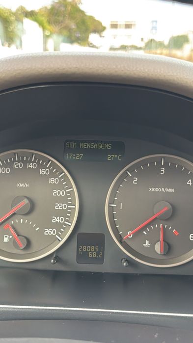 Volvo S40 2.0 diesel ano 2004
