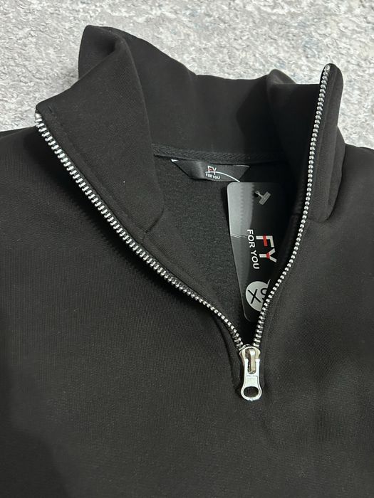 Костюм жіночий чорний