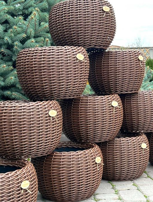 Різні кашпо з ротангу для квітів, вазонів, декоративних рослин від 5л