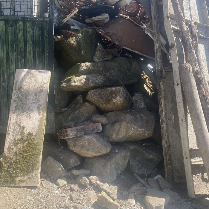 Pedra rustica ideal para muro