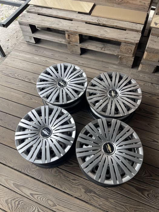 4/114.3R15 диски метал+колпаки