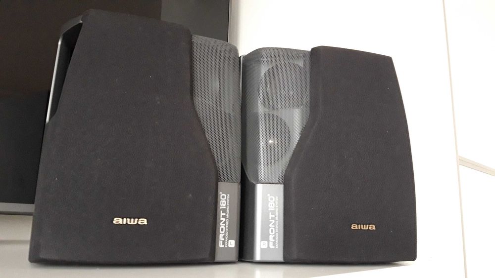Wieża AIWA NSX 90 Moc 380 W. AUX, radio. Kolumny 2 x 120 W
