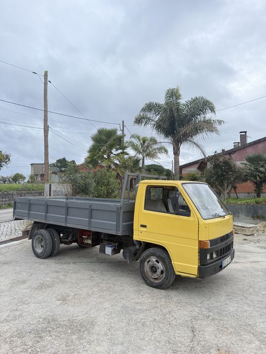 Isuzu bedford tribasculante