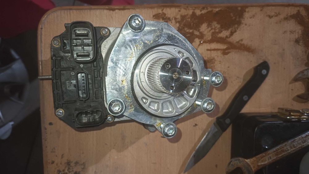 Pompa wspomagania FORD FOCUS MK3