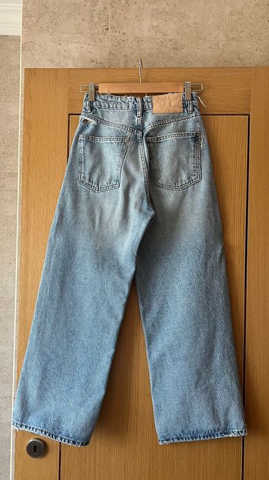 Calças de ganga ZARA com 2 utilizações. Como se fossem novas.