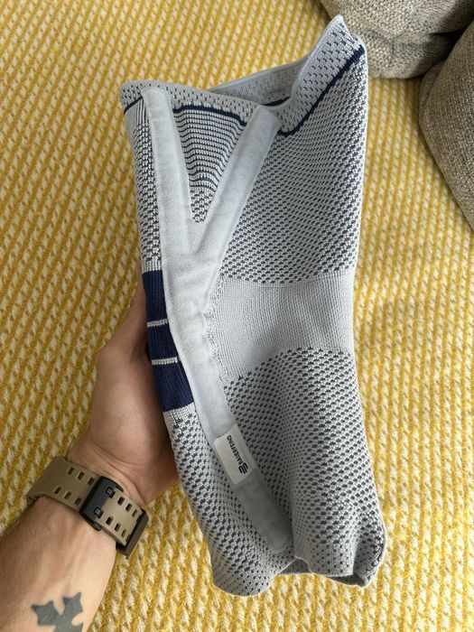 Opaska orteza na kolano Bauerfeind GenuTrain P3 5L