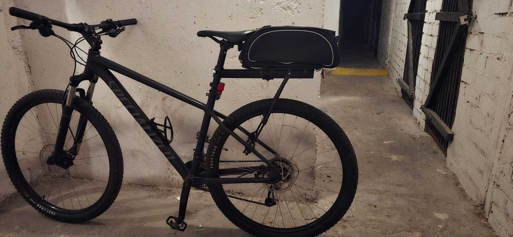 Bagażnik rowerowy na sztycę-aluminiowy plus torba