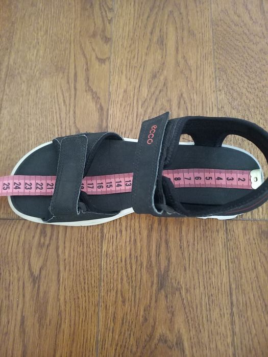 Сандалии унисекс р. 38 Ecco оригинал