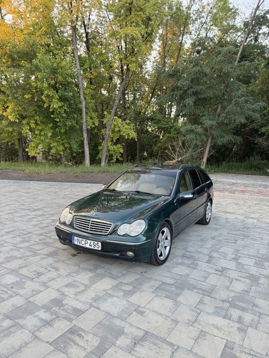 Mersedes-benz C220d автомат дизель в гарному стані