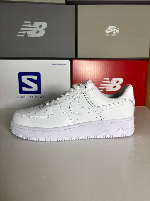 Кросівки Nike Air Force 1 білі  р.36-46, шкіра, унісекс,  В'єтнам,  люкс