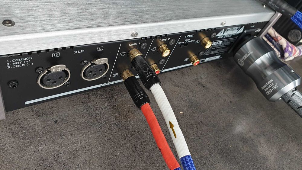 Усилитель для наушников TEAC HA-501