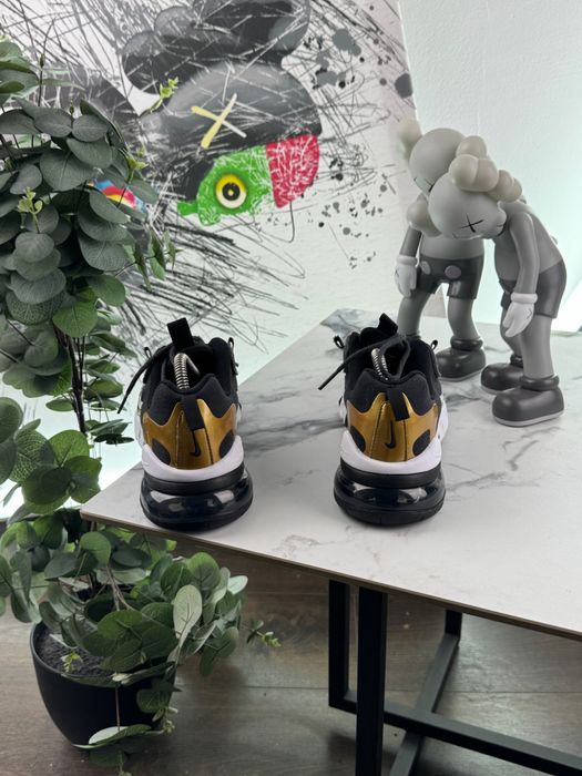 Кросівки Nike Air Max 270 React 38 розмір Е10975