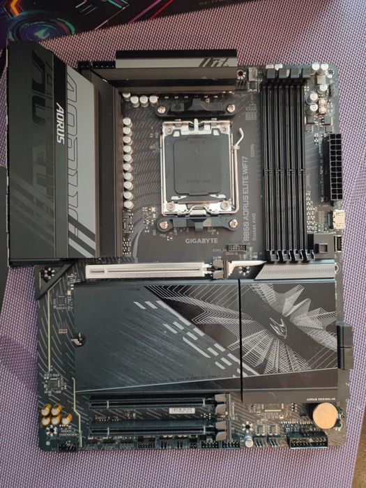 Материнська плата Gigabyte B850 AORUS ELITE WIFI7