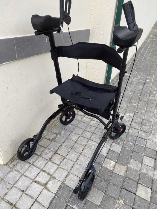 Andarilho Com Suporte de Antebraço