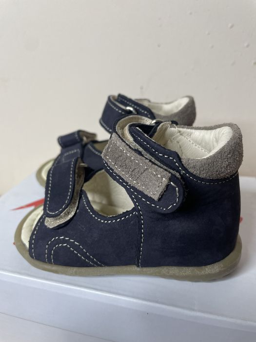 Sandałki chłopięce