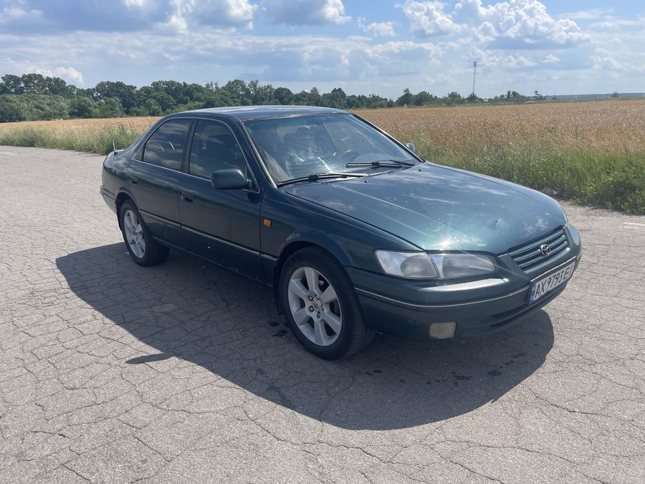 Toyota camry 20 3.0 газ-бензин