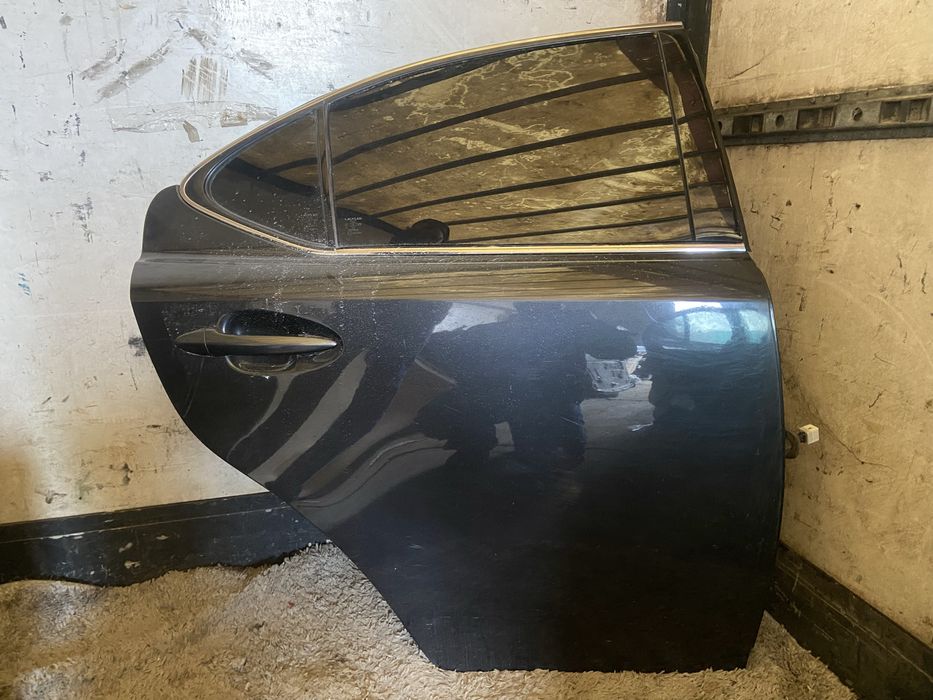 Lexus is 2006 двері