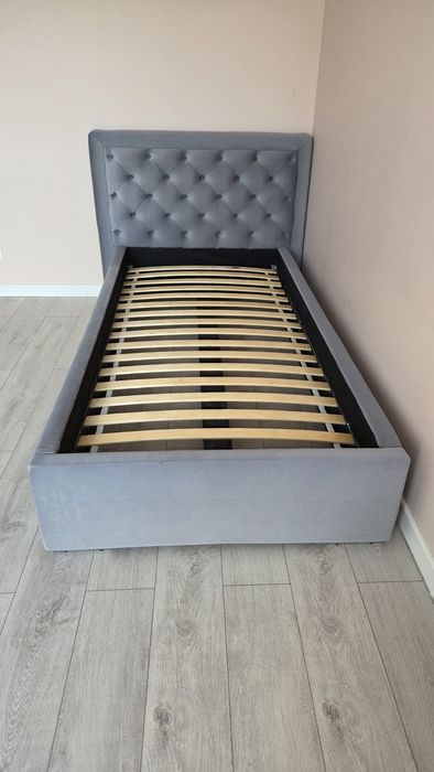 Łóżko 90x200 szare tapicerowane