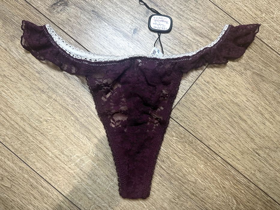 Stringi koronkowe nowe M-L