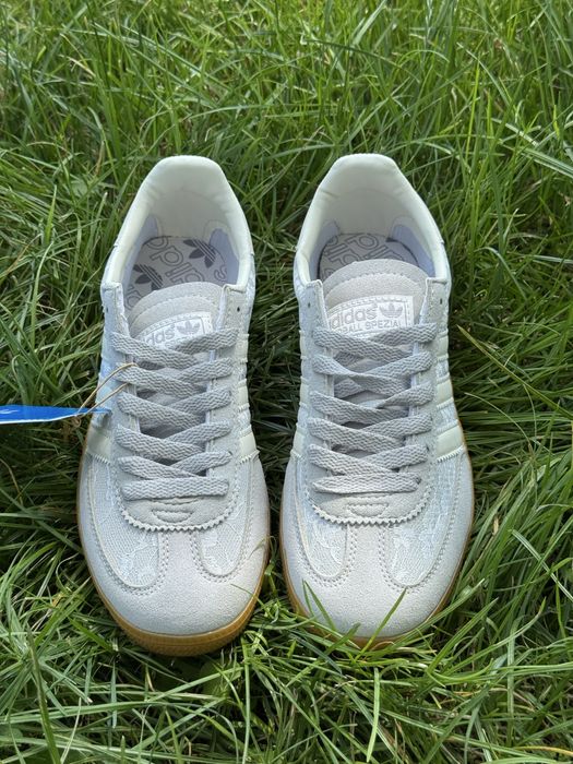 Кросівки жіночі Adidas Handball Spezial