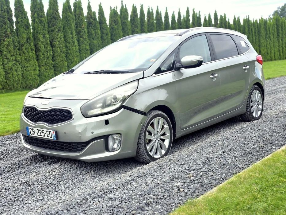 Kia Carens