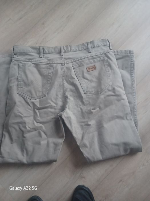 Spodnie meskie wrangler pas do 98