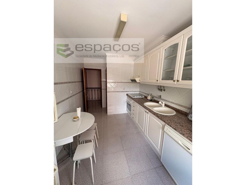 ApartamentoT3 Odivelas ótimo estado