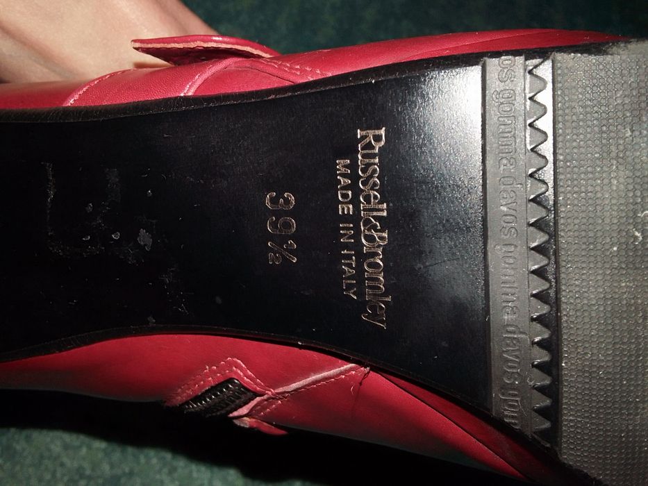Botki na obcasie Russell &Bromley