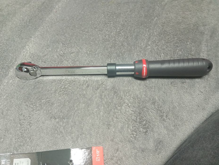 Roquete 1/2  facom extensível novo