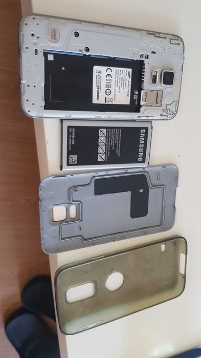 Samsung S-4 Mini  S-5 Neo, na części
