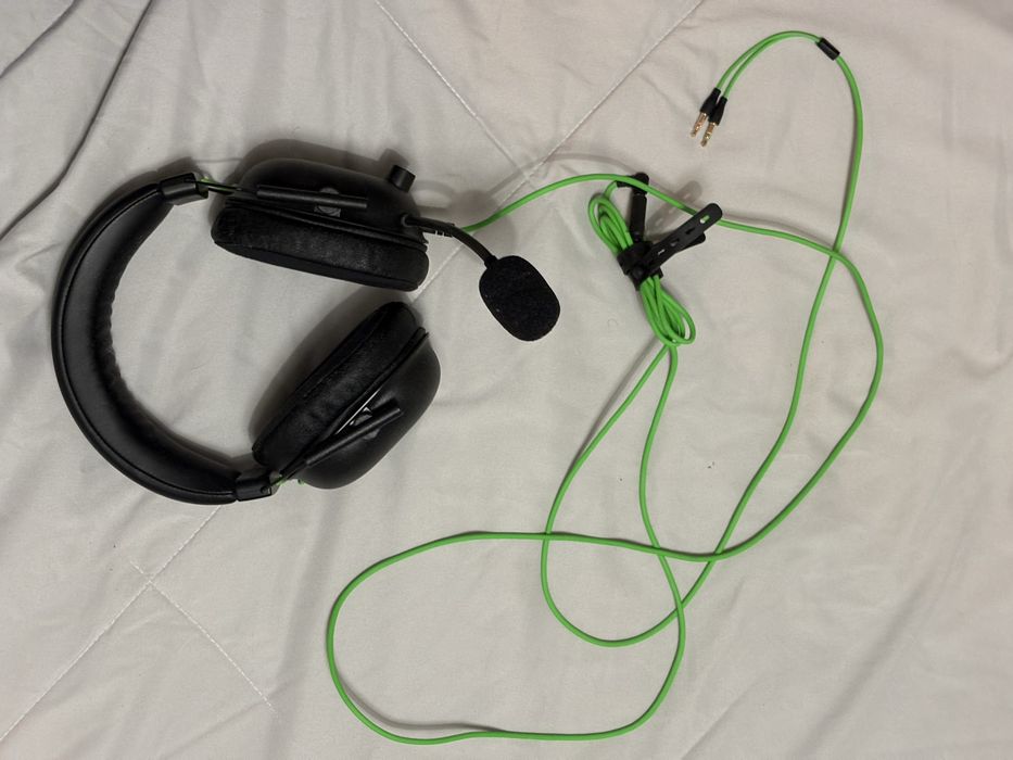 Headphones Razer Blackshark V2