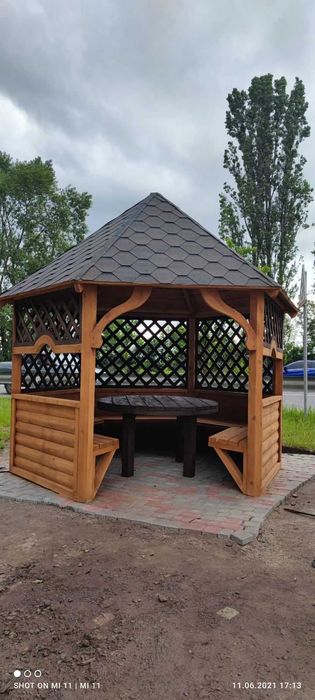 Альтанка дерев'яні