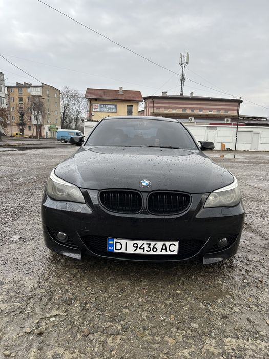 Продам BMW E60 2.5 бензин авто справне динамічне на ходу
Стоїть спойлер і передній бампер Мка
Була заміна мастила 2.5 тисячі тому авто на автоматі
Є помилка по ручніку та незначні нюанси по кузову на водійській дверці та задньому бампері
Також є декілька нюансів детальніше по телефону
Ціна авто 7200$ реальному покупцю є торг
Є нова страхівка та любе переоформлення
Писати на Viber
За номером 09******44
