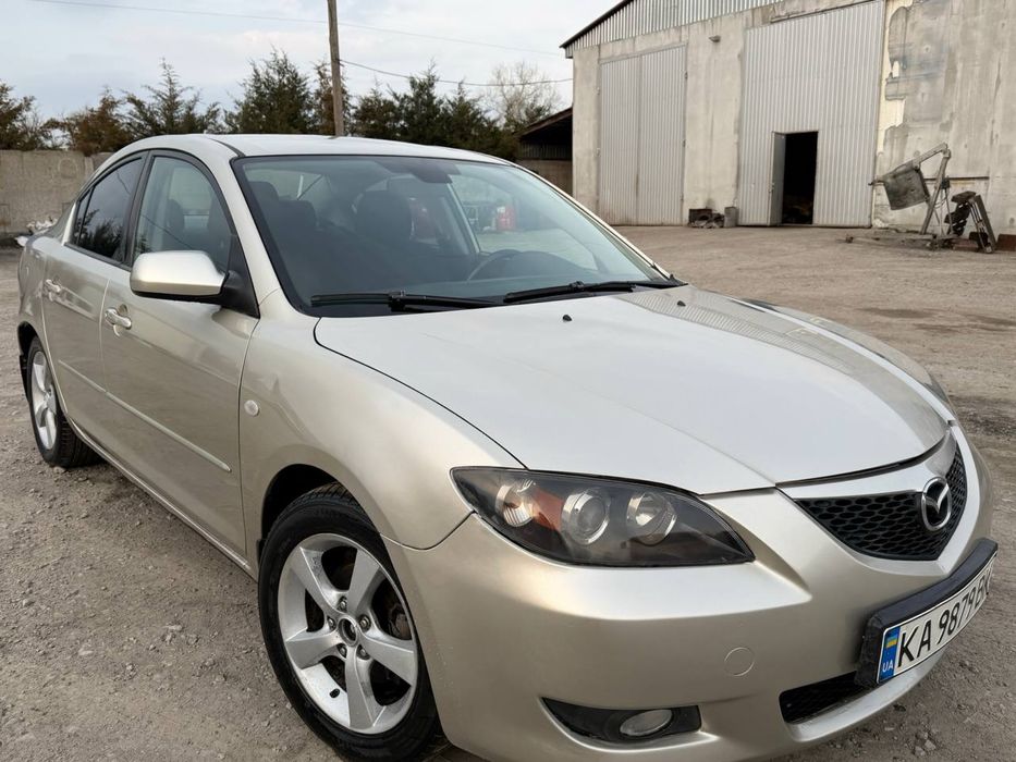Продам Mazda 3 автомат