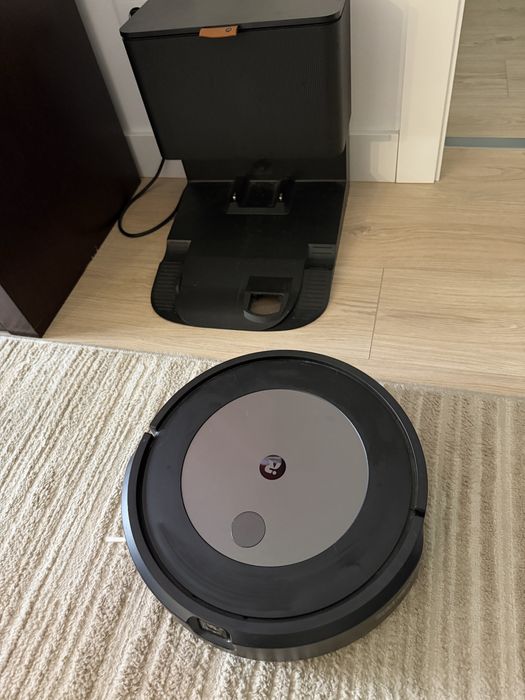 Robot Aspirador con conexión Wi-Fi Roomba®j7+ Com Garantia