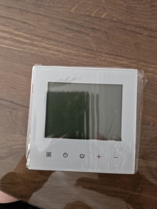 Programowalny termostat