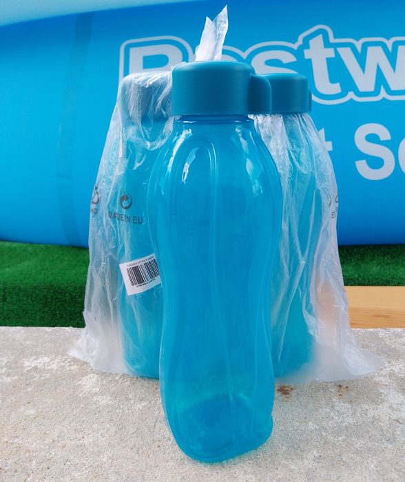 Garrafas de água tupperware